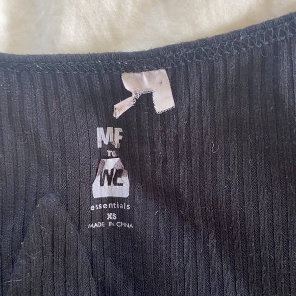 PACSUN BLACK KNOTTED RIBBED CROPTOP - Picture 3 of 3